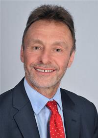 Profile image for Councillor Ian Dunn